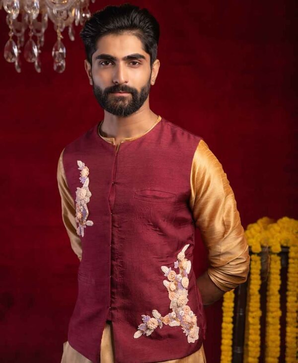 Glossy Maroon and Golden Majesty - Men's Dola and Dupion Silk Kurta Set for Party Wear - Image 3
